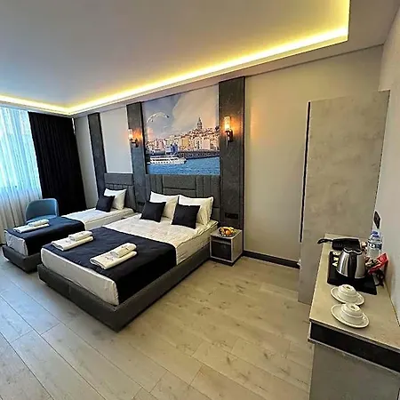Comfort Point Two Hotel 3*