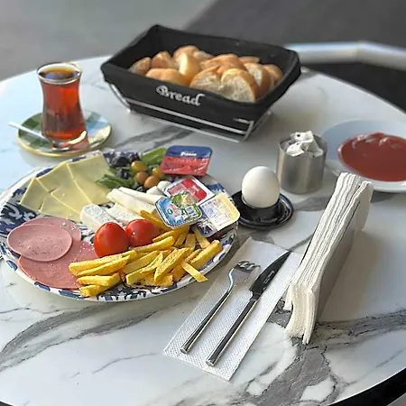 Comfort Point Two Hotel 3*